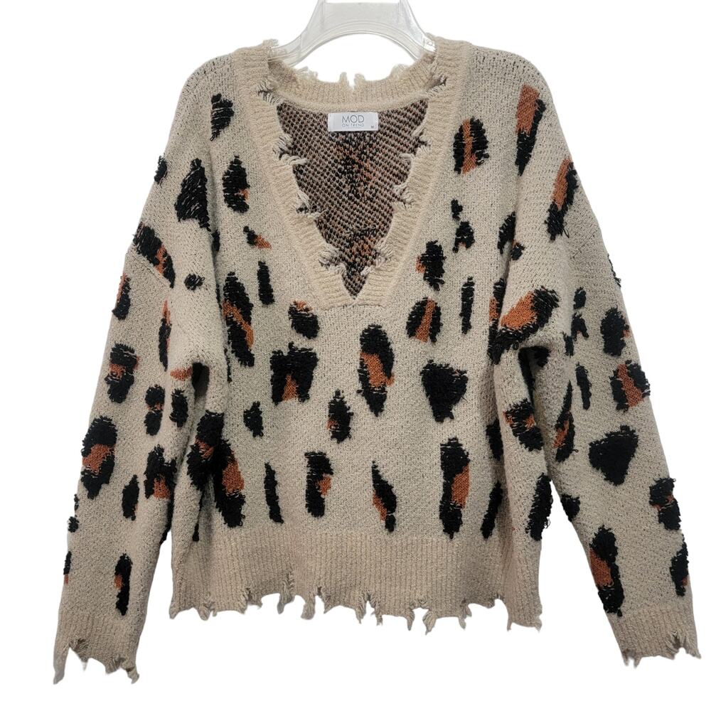 MOD on Trend Womens Cheetah Leopard Print Distressed V Neck Sweater Medium